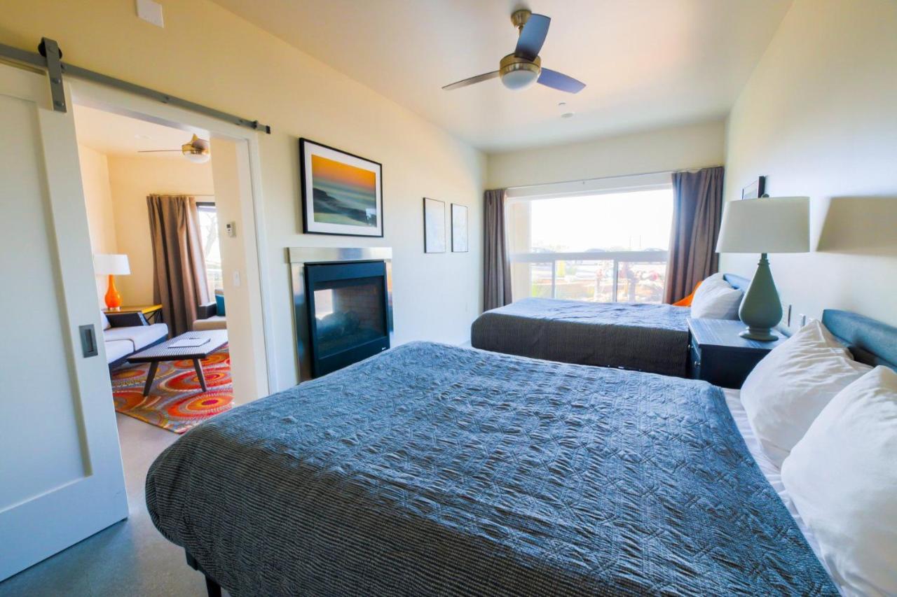 Baywood Inn Bed & Breakfast Buitenkant foto